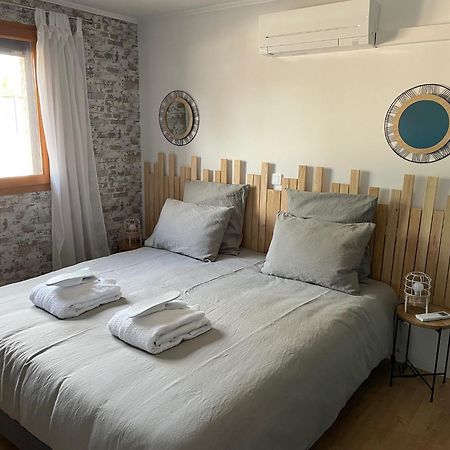 Bed and Breakfast Le Double C Saint-Victor-de-Morestel Esterno foto
