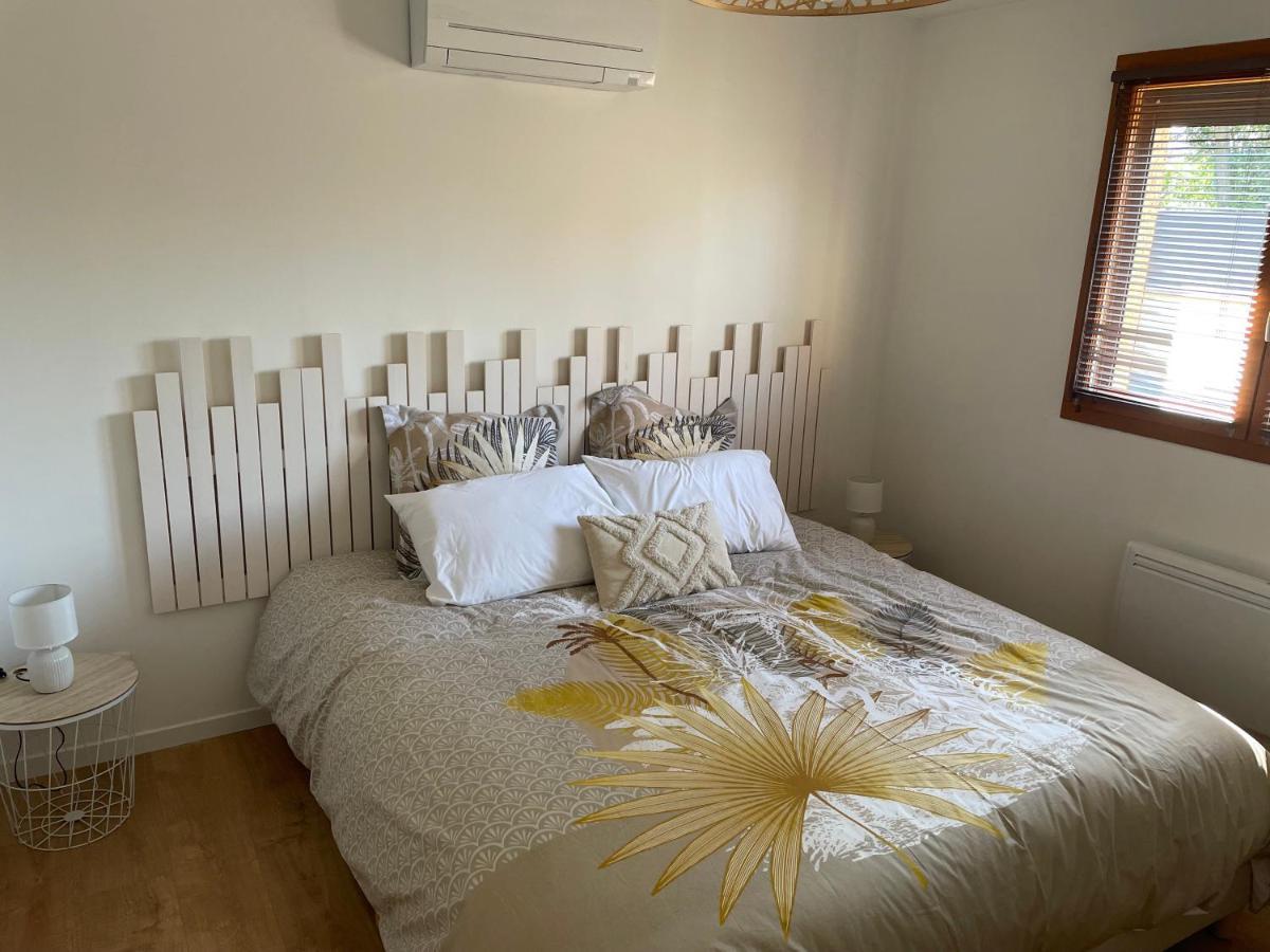 Bed and Breakfast Le Double C Saint-Victor-de-Morestel Esterno foto